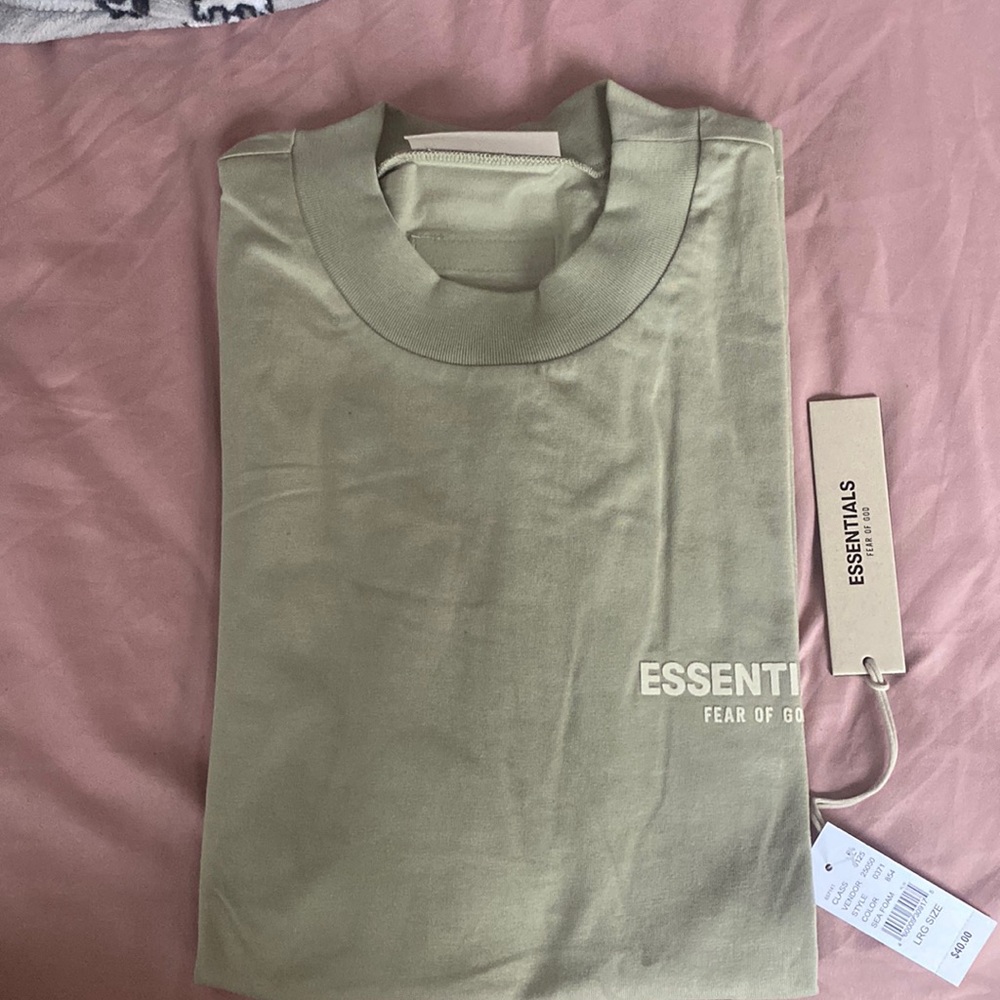 Essentials (Fear Of God) Tee